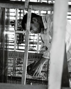 kowtow+people1